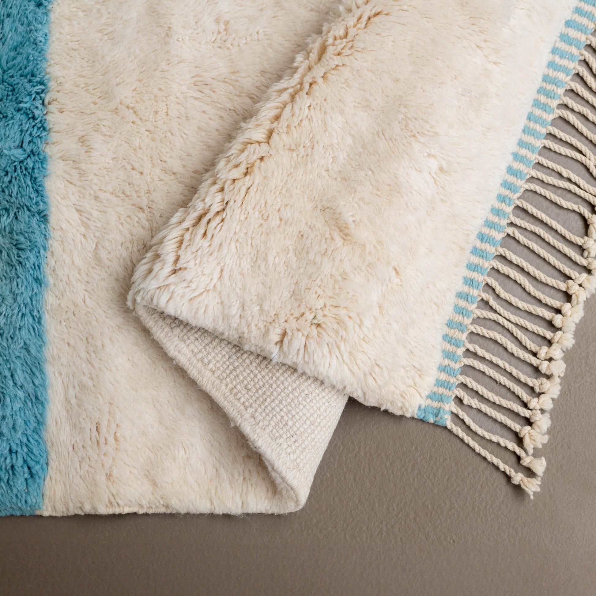 IN STOCK - NASNAS SKY BLUE - Barbary Wool