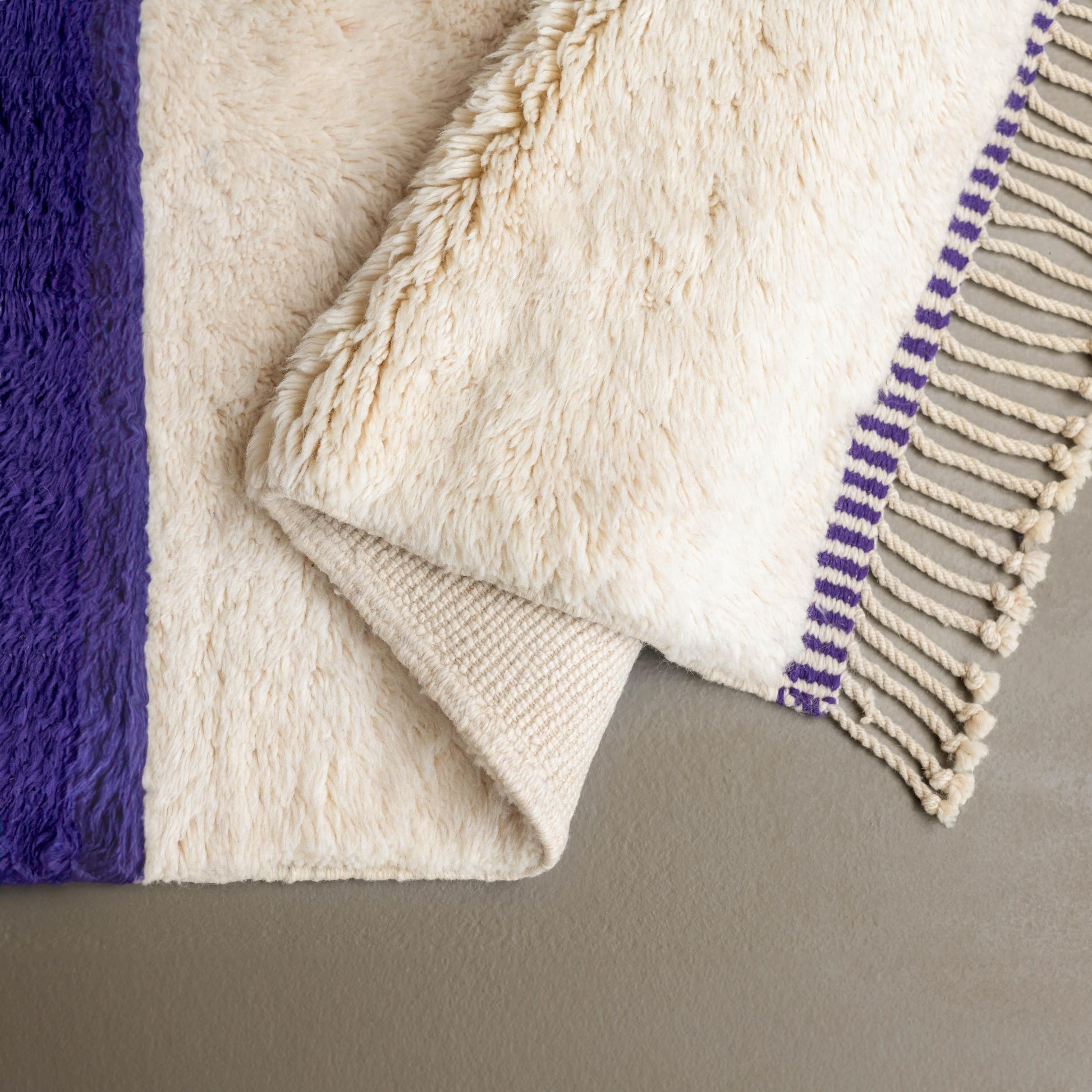 IN STOCK - NASNAS VIOLET - Barbary Wool